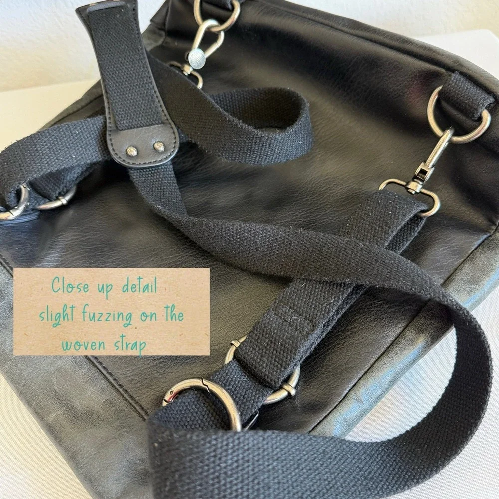 The Sak Ventura Womens Bag Black‎ Gray Leather Magnetic Snap Purse Backpack